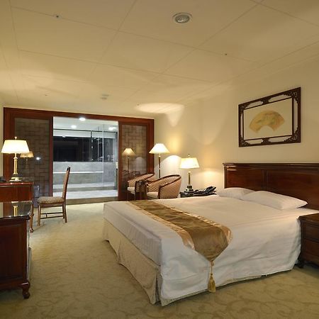 King'S Paradise Hotel تشونغلي الغرفة الصورة