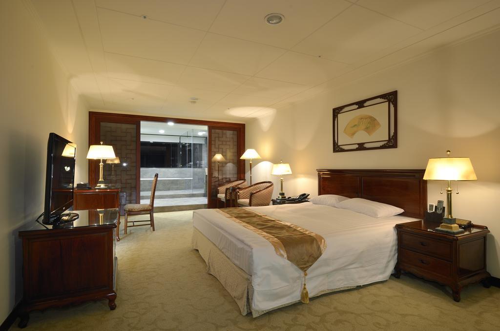 King'S Paradise Hotel تشونغلي الغرفة الصورة